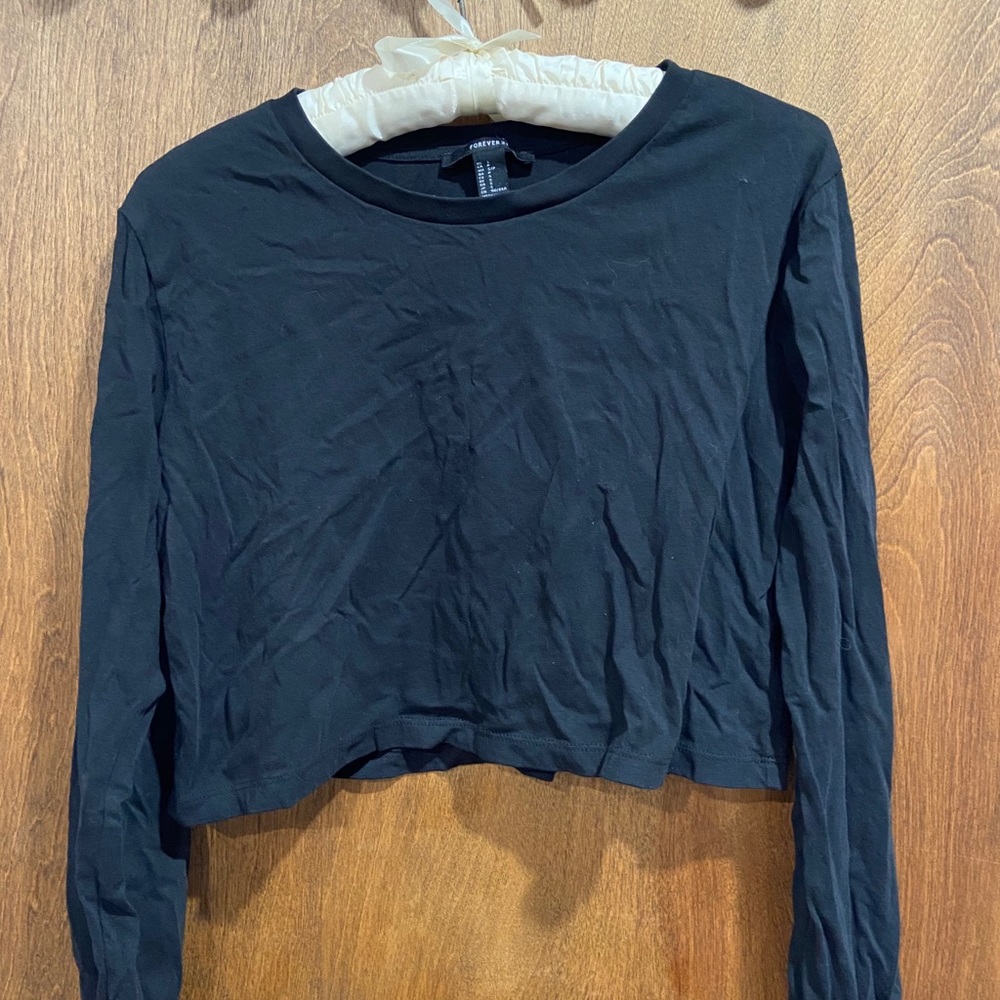 crop long sleeve shirt